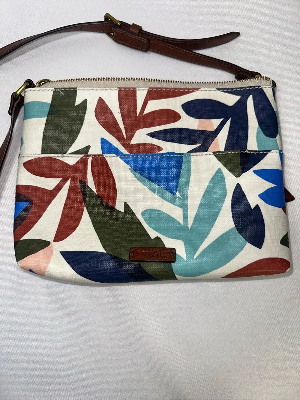 Fossil Fiona Crossbody Bag Abstract Leaf Floral Print Coated Canvas Purse